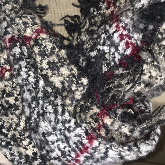 Boho Chunky Plaid Oversized Knit Scarf with Fringe | Cozy Winter Wrap 6’x3’ - Picture 5 of 16